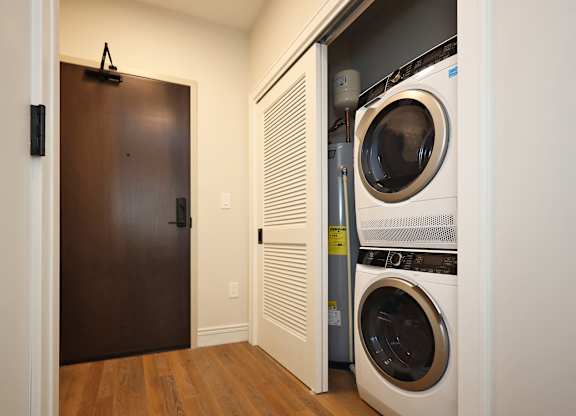In Suite Washer and Dryer at The Electric Building Cleveland