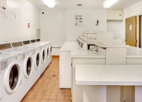 Laundry Facilities at Westbrook Village, Brooklyn, 44144
