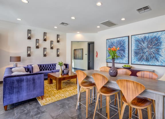 Clubroom with lounge seating