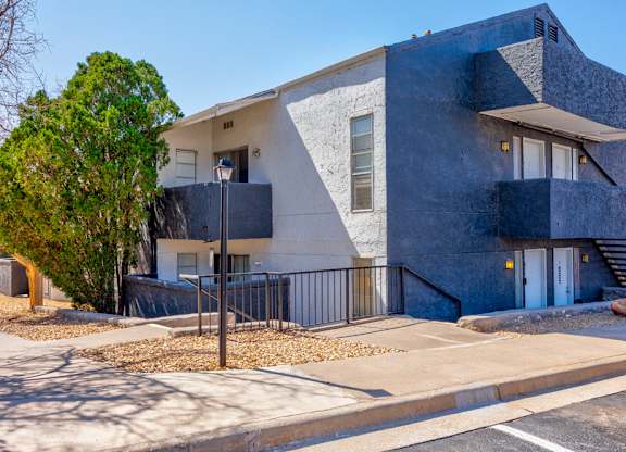 Desert Peaks exterior