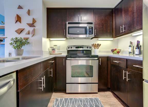 Fully Equipped Kitchen With Modern Appliances at Towers at Rincon, San Francisco, 94105