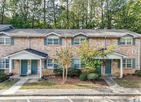 Exterior at Waverly Manor Townhomes, Norcross, GA 30071  