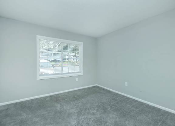 Empty Bedroom at Crest at East Cobb Apartments, Marietta, GA, 30062