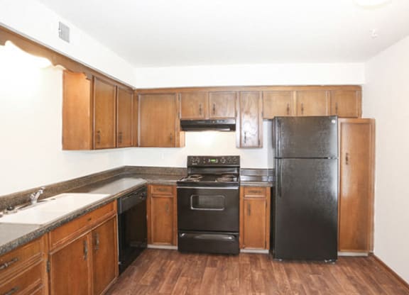 Black Appliance Package Available in Select Apartments at Canyon Creek Apartments, Kansas City, MO