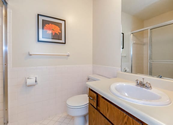 A9 Second Bath at Willow Creek, Kansas City, 64114