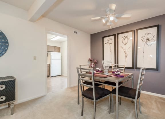 A5 Dining Room at Willow Creek, Kansas City, MO