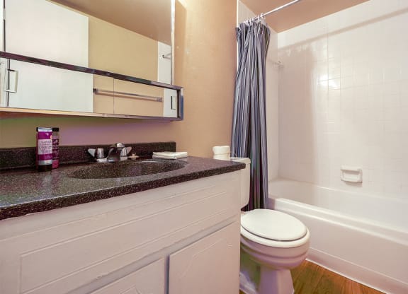 Pearl Bathroom