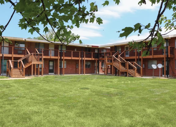 Rolling Ridge Apartments