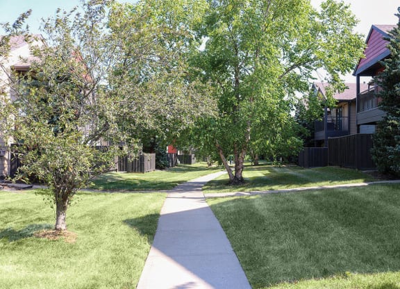 Township Walking Paths  at The Township, Kansas City, Missouri