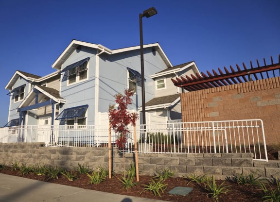 Mutual Housing at the Highlands units, landscaping, sidewalk