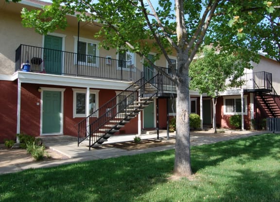Mutual Housing at Dixieanne Stairs