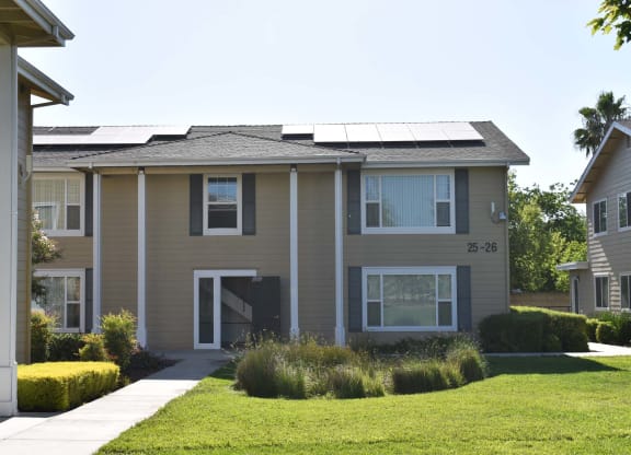 Mutual Housing on the Greenway unit exterior