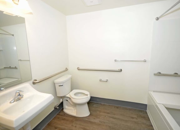 Bathroom Norwood II