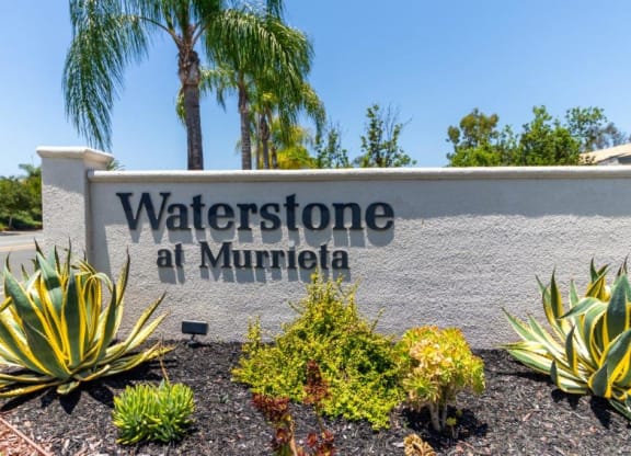 the sign at the entrance of waterstone at murfreesboro