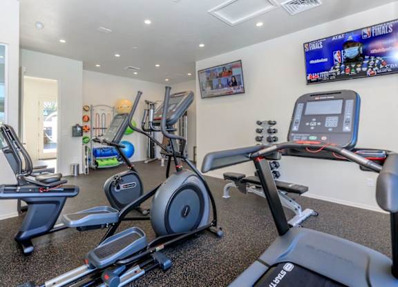 The Hedrick on Mountain Townhome-Style Apartments in Tucson, Arizona Fitness Center