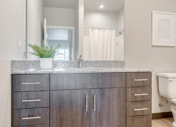 OR_HappyValley_TheElwood_1Bed_Bathroom