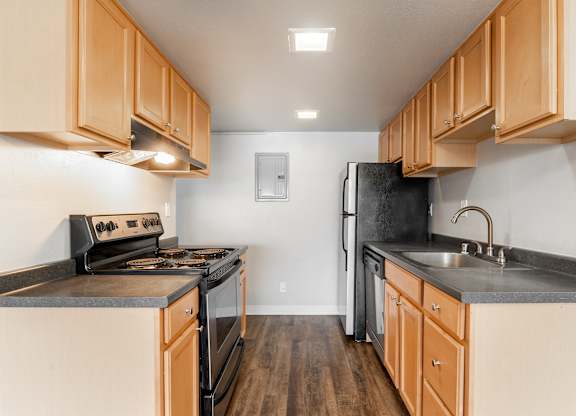 Luxe at Meridian Apartments Kitchen