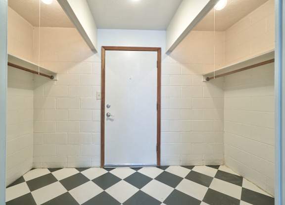 The Hudson Apartment Entry