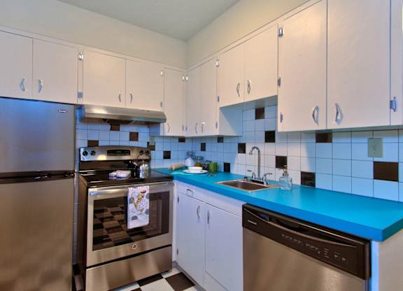 The Hudson Apartment Kitchen