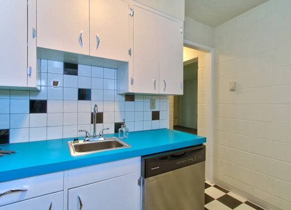 The Hudson White Apartment Kitchen