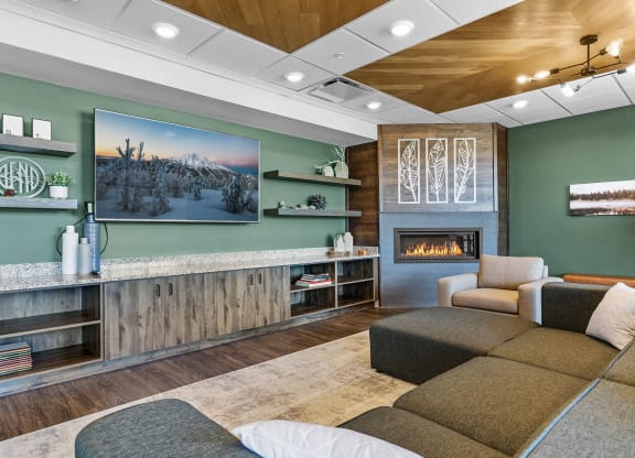 TheNest_Bend_OR_Interior_Amenity_Fireplace_2