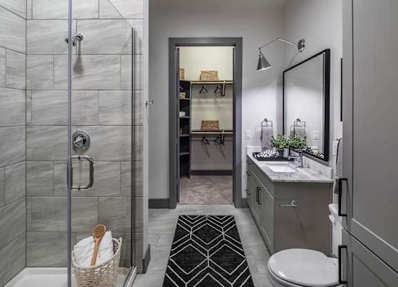 Aura Thirty2 Apartments Model Bathroom