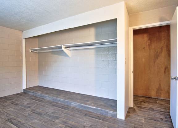 The Hudson Apartments Vancouver, WA two-bedroom room with closet