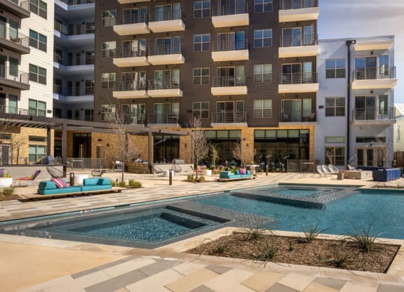 Heritage Plaza Amenities