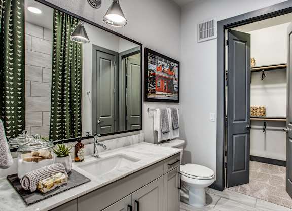 Aura Thirty2 Apartments Model Bathroom