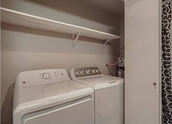 Align Apartments Laundry Closet with In Home Washer and Dryer