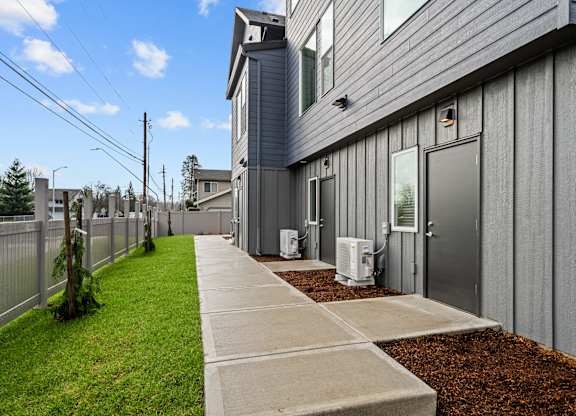 FirGrove_Vancouver_WA_3BR_Exterior