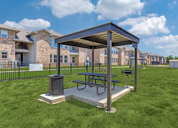 Picnic And BBQ Area at Four Cedars, Texas