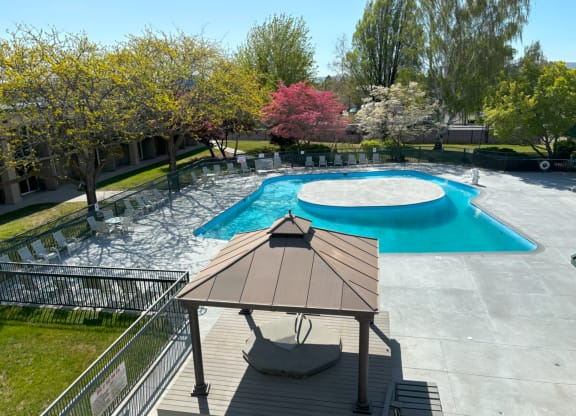a view of the pool from the deck of 9 North