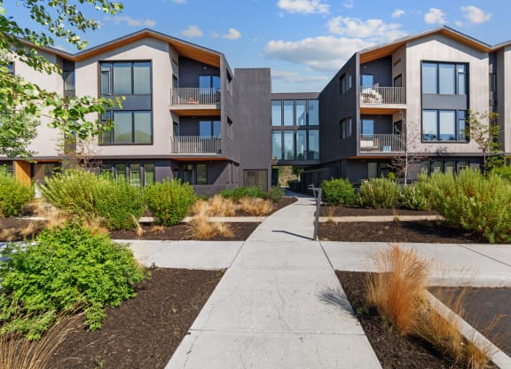 RangeApartments_Bend_OR_Exterior