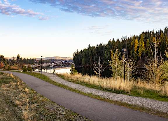 Bo Apartments walking trail
