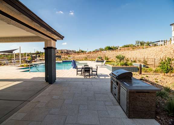 Grill And Patio at Aerie La Cholla, Tucson, AZ 85741