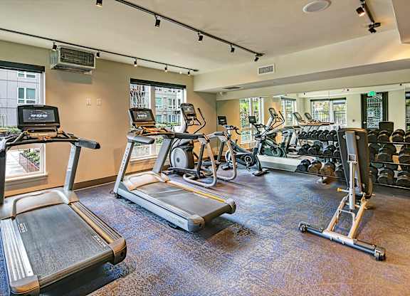 the gym at the at the boulevard apartments in