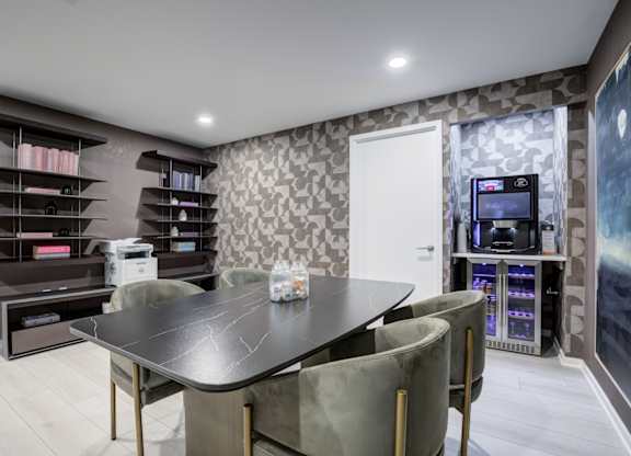 Alton District Luxury Apartments in Washington, DC Clubhouse Lounge