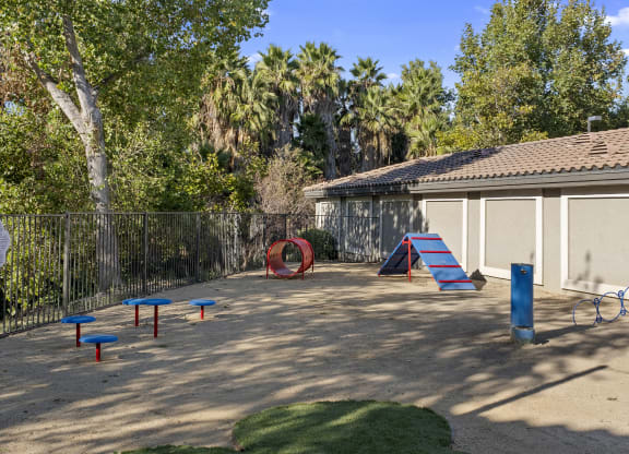 Estancia at Mission Grove Apartments Pet Park