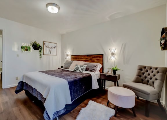 Brentwood Estates Springfield, OR master bedroom