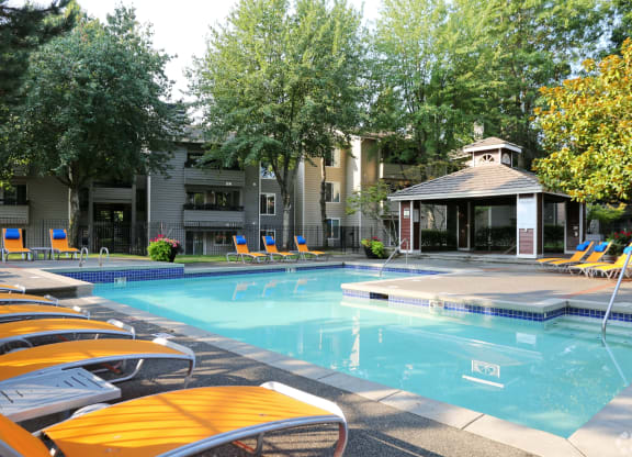 the swimming pool at the resort at governors residence