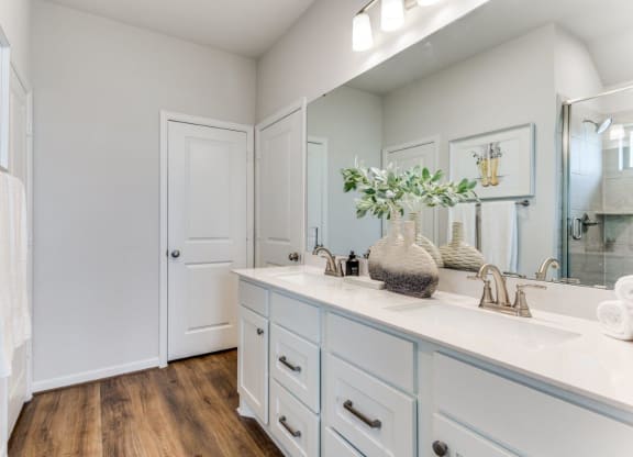 Caso Santa Rita Ranch Model Bathroom