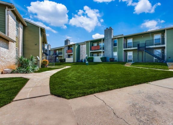 Cobble Hill Apartments in Fort Worth, Texas Exterior
