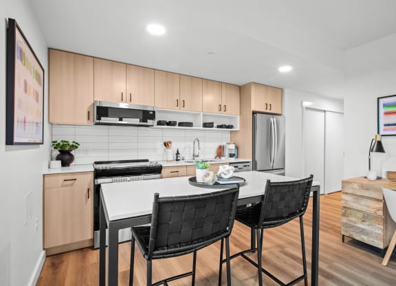 Corner 63 Apartments kitchen and dining room