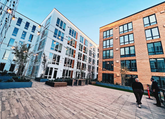 The Warren Courtyard