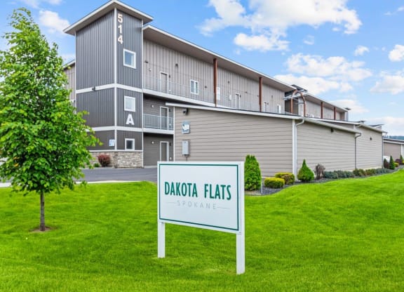 Dakota Flats Apartments in Spokane, Washington Exterior and Monument Sign
