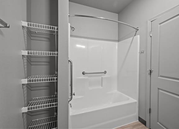 Corvallis_OR_UAPH_Bathroom