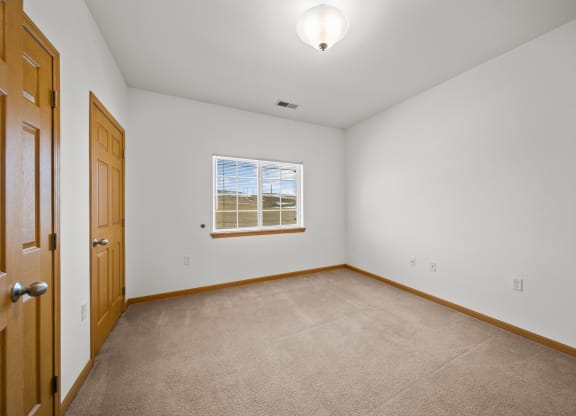Remington Village Apartments Vacant Bedroom