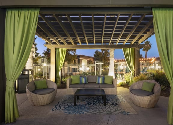 Estancia at Mission Grove Apartments Outdoor Gazebo