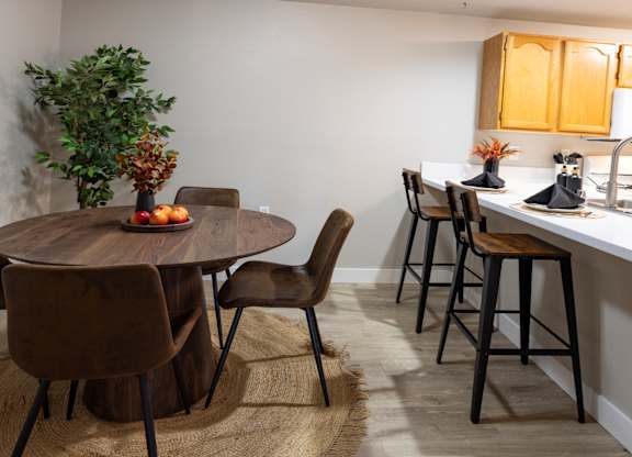 Eagle Rock Apartments in Spokane Valley, Washington Model Dining Room and Kitchen
